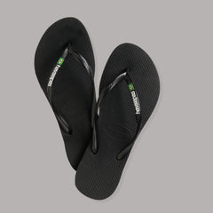 Havaianas - Slim Brasil Logo, Bequeme, Robuste und Leichte Badelatschen für Frauen, Hommage an Brasilien, Flagge auf Riemen und Sohlen